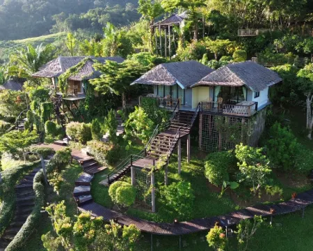 เขาสก บูติก แคมป์ โรงแรมในอำเภอ พนม