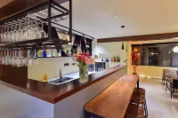 Qingzhen Qiyun Maple Lake | Scenic View Vacation Apartment (Hongfeng Lake S Bay)