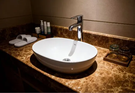 Jinyu Hotel (Shantou High-Speed Railway Station Zhujiang Food Street)