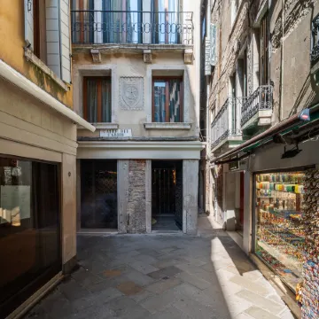 Palazzo Rota Luxury Apartments