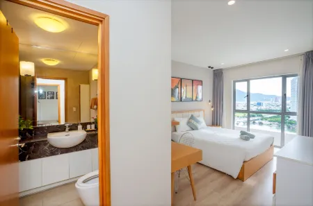 CaNi Apartments on the Han River in Da Nang Отели рядом со станцией Đà Nẵng Railway Station