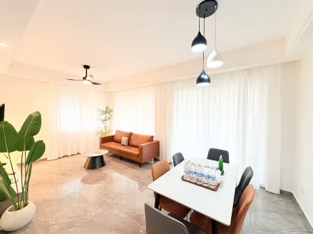 Qiziwan Banshan Banhai Homestay (Jiaotou Shanhaisong)