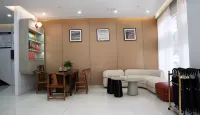 Huaqiao Smart Boutique Hotel (Quannan County Zhanqian Road) - พร้อมWifi