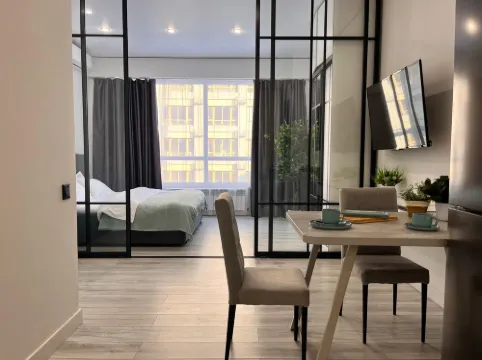 Elegant Meridian 41 Residence & Drinking Water