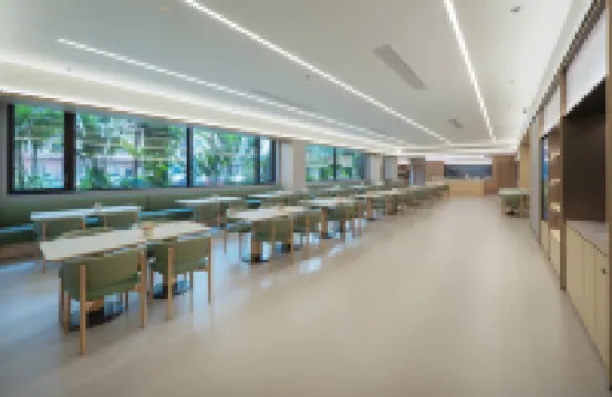 全季飯店（中山興中廣場昇華路店）