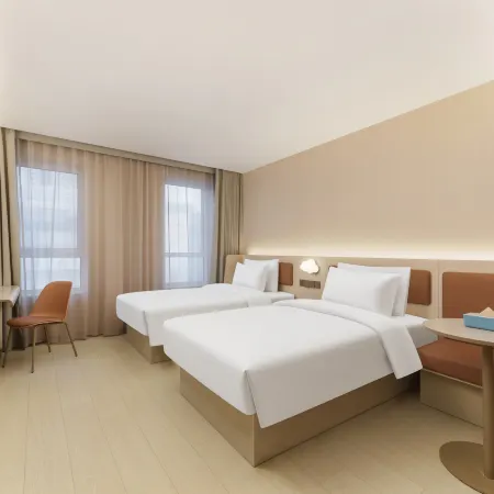 Hanting Hotel (Fuxin Station Wanda Plaza Branch)
