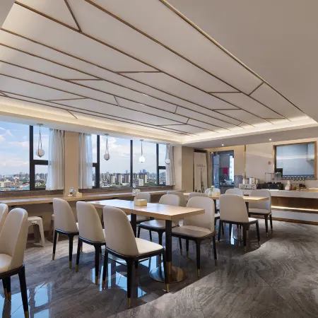 Hefeng Yuemian Hotel (Zhangzhou Wuling Square District Government Branch)