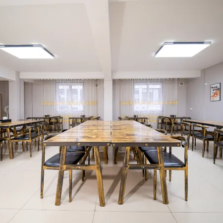 Bolin Hotel (Hezhou College)