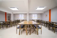 โรงแรมโบหลิน (วิทยาลัยเหอโจว)
