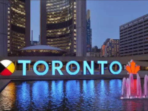 Marriott Downtown at CF Toronto Eaton Centre โรงแรมในโตรอนโต