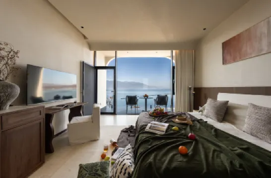 Distant Home · Azure View Xunshan Jihai | Full Sea View Luxury Wilderness Homestay Hôtels à proximité de : Lac Erhai