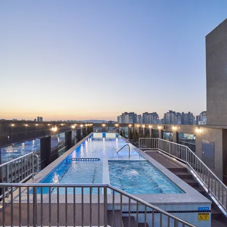Gwangju H1 Hotel