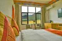 Linzhi Cagong Kangsang Homestay (Gongcuo Lake Scenic Area Branch)