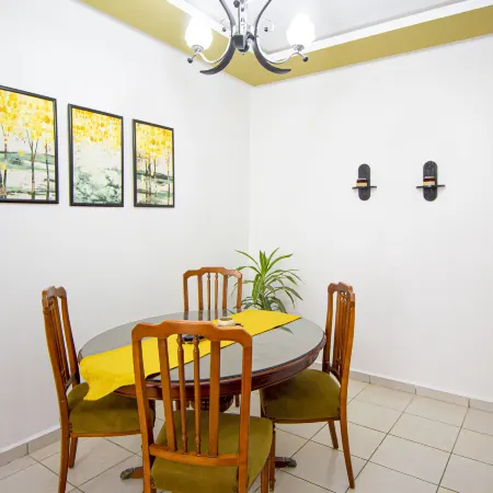 Cozy & vintage, Spacious, quiet, ideal location