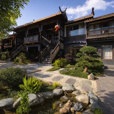 Zhao's Mansion Resort Hotels near Nanmen Bridge