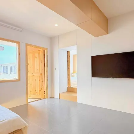 Guanglu Island Salt Sea Boutique Stay