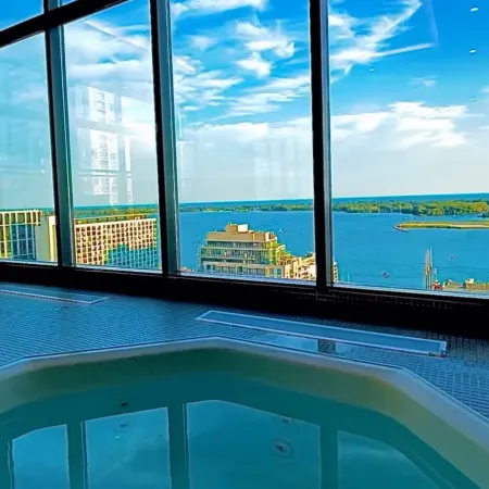 Toronto CityPlace Condo near Waterfront & CN Tower