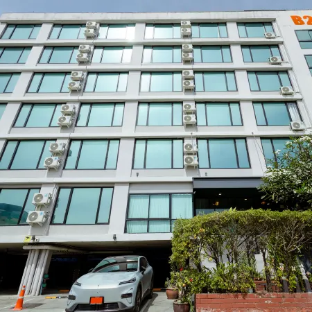 B2 Bangkok Srinakharin Boutique & Budget Hotel