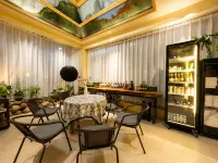 Hansu Exotic Inn (Zhangjiajie Wulingyuan Branch) - bar