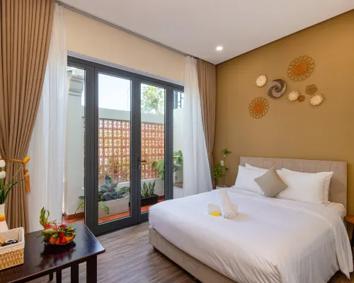 Fusia Hotel & Apartment Hotel dekat Marble Moutain