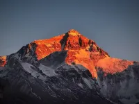 Vienna International Hotel (Zhaxizong Township Zhufeng Road Branch) - Mountain view