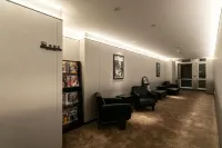 Leishen E-Sports Hotel (Tangshan Convention Center Normal College) - 2-Star