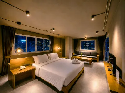 سينتريك بليس هوتل Hotels near محطة مترو فيتشابوري