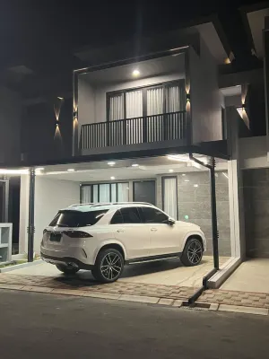 Garden Avenue Cluster Rosewood