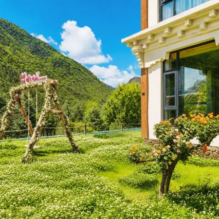 Yuexi·Lanshan Hot Spring Hotel