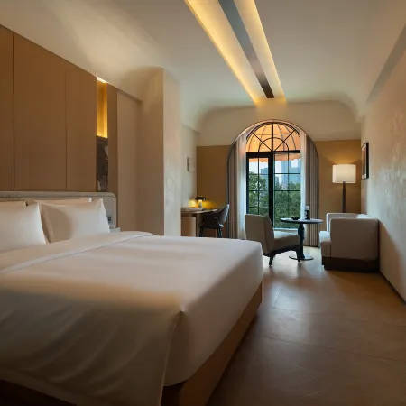 Changsha Ben One Hotel (Wu Yi Square International Finance Center)