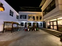 伊寧市棲閒小築民宿 - 機場接送