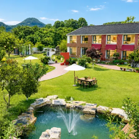 Yixing Oasis Waterfront Garden Homestay
