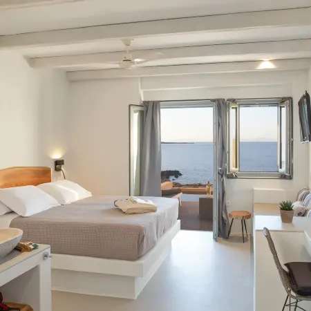 Paros Cape Suites