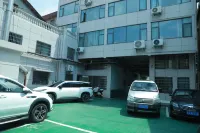 Linli Bund Hotel - parking