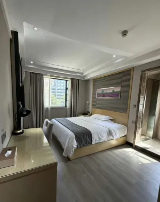 V9 Holiday Inn Hotels in Wuhan