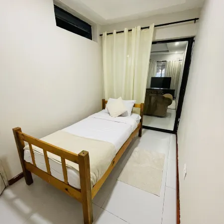 MAV APARTMENTS