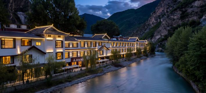 Duolanda Hotel Jiuzhaigou Tourist Center Bianbian Street Hotels in Jiuzhaigou