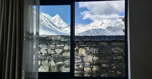 Gangri Yunju Homestay (Cuoyu Village) - Mountain view