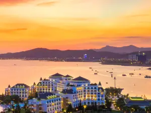 Popular Scenic Hotels in Ha Long Bay