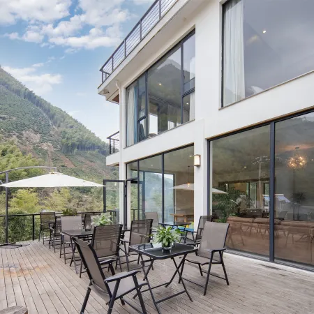 Yunqi Longshan Hostel