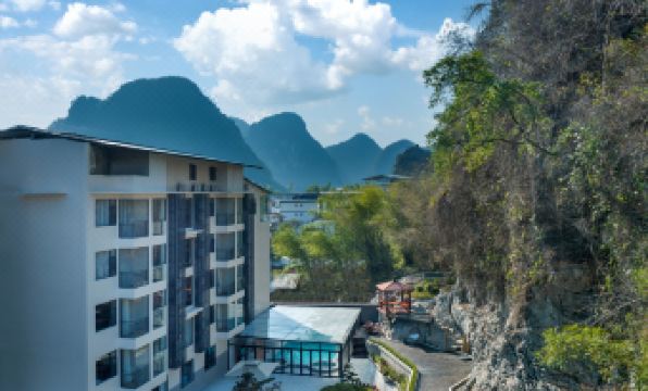 CHEERMAY Hotel (Yangshuo Shili Gallery Yulong River)