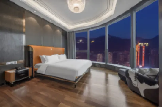 Elysee Sky Hotel (Chongqing Jiefangbei Hongyadong Store)