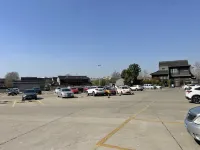 慢村裡民宿（泰州稻河古街店） - 停車場