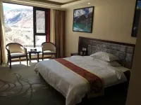 Duola Shenshan Hot Spring Hotel Hotels in Baxoi