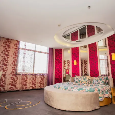 Shangri-La Business Hotel