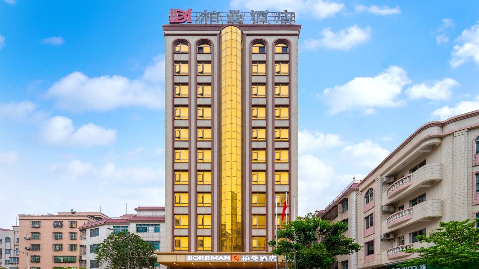 Borrman Hotel (Zhanjiang Yingzhan Plaza Chikan Republic Style Street)