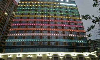 Senzhirun Hotel