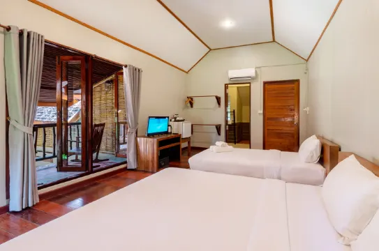 ห้องปลาดาว ห้องพักโซนสระว่ายน้ำ