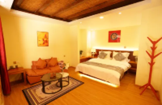 Shangri-La Xianggeya Residence (Dukezong Ancient City Branch)