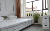 Xiangxieli Courtyard Homestay